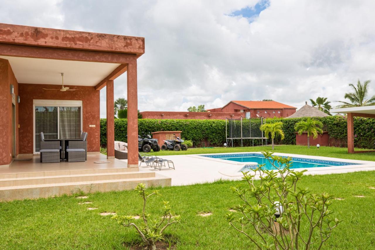 Maison K.E.N.Z.A M'Bour Ngoại thất bức ảnh